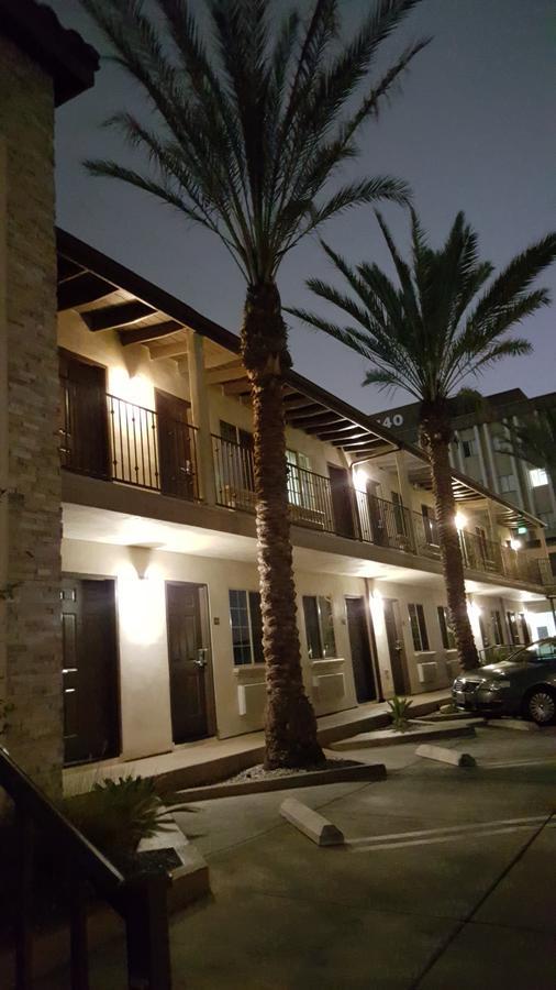 Tuscan Garden Inn Los Angeles Luaran gambar