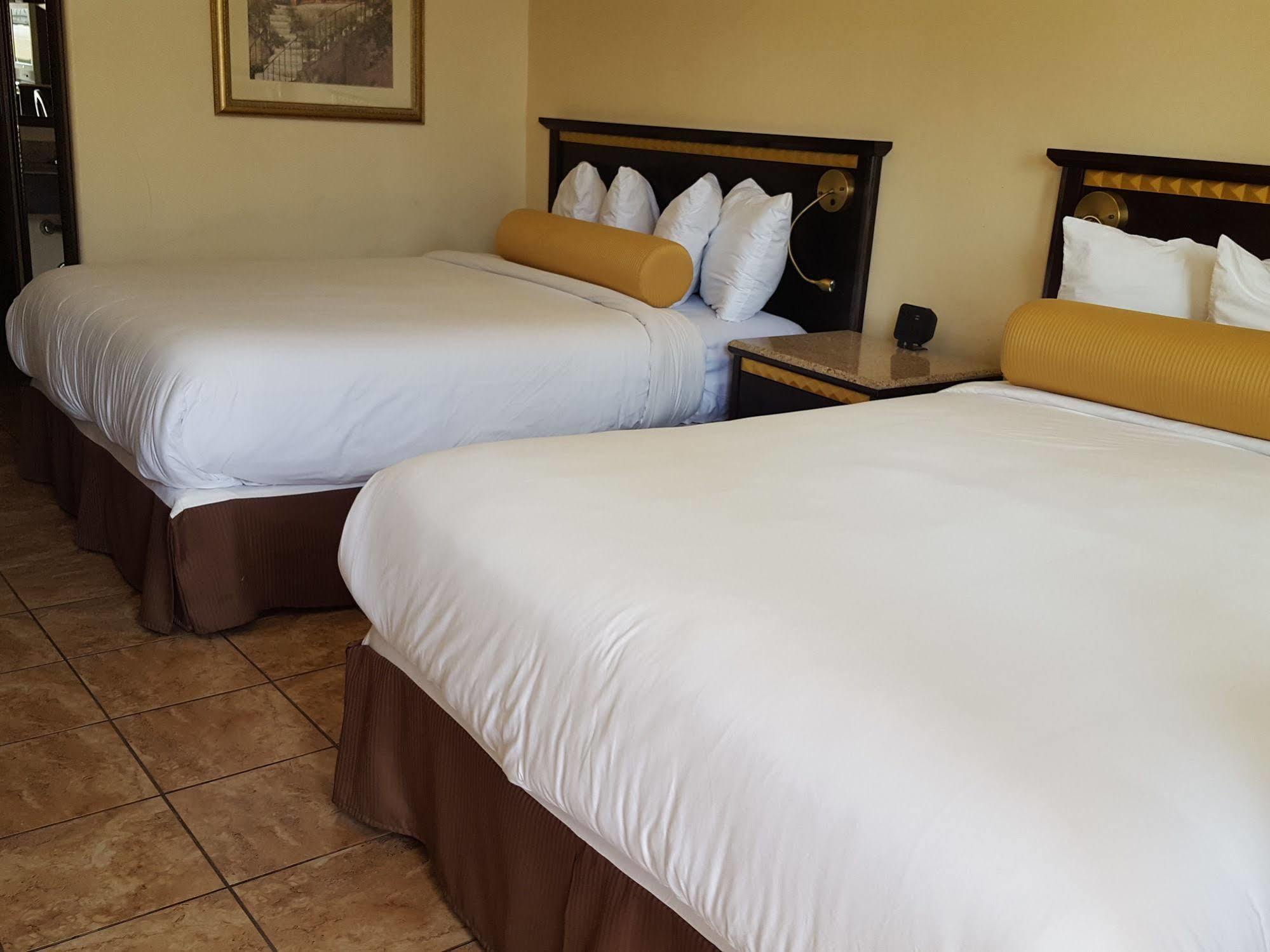 Tuscan Garden Inn Los Angeles Luaran gambar