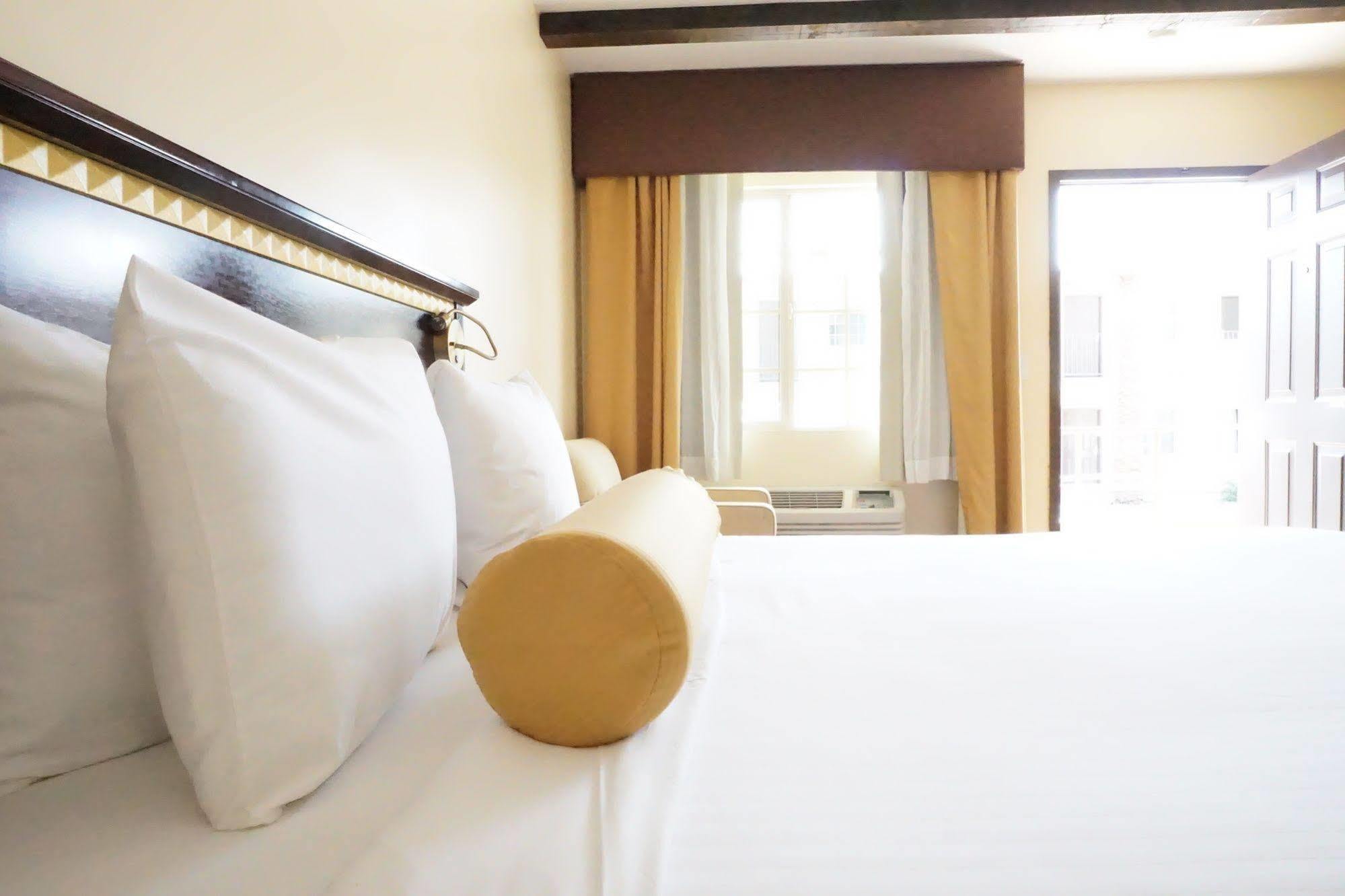 Tuscan Garden Inn Los Angeles Luaran gambar