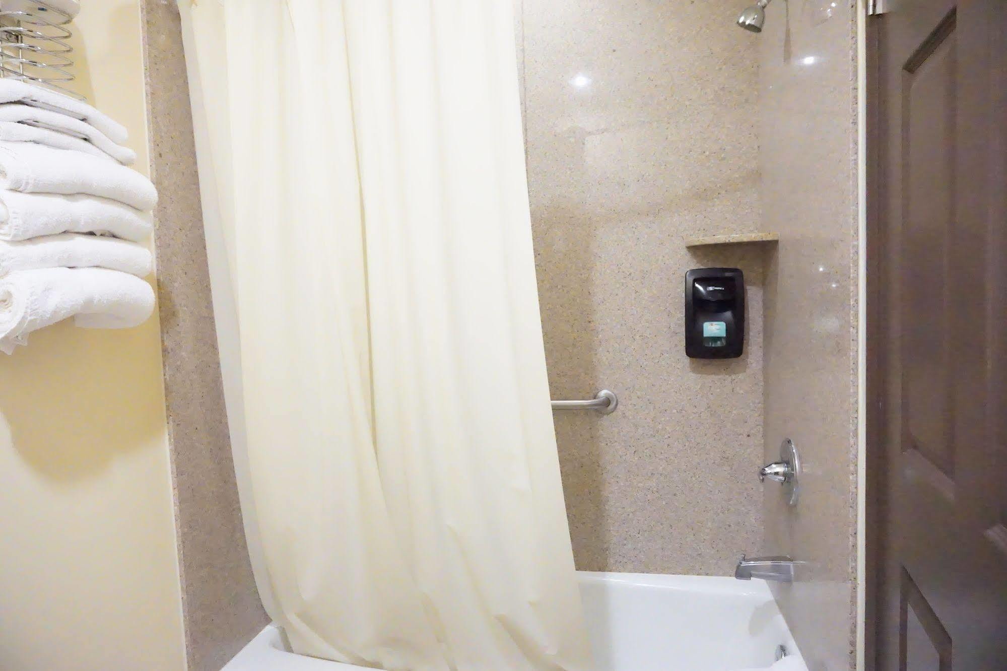 Tuscan Garden Inn Los Angeles Luaran gambar