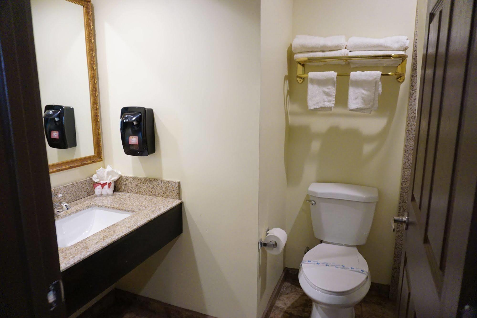 Tuscan Garden Inn Los Angeles Luaran gambar