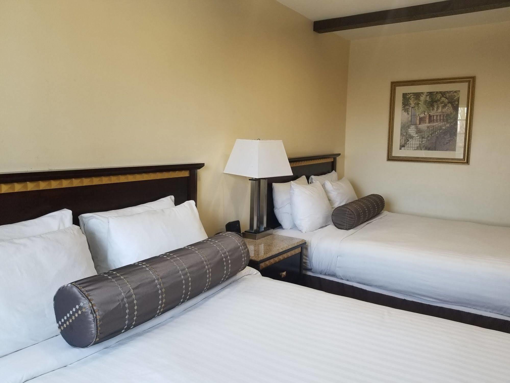 Tuscan Garden Inn Los Angeles Luaran gambar