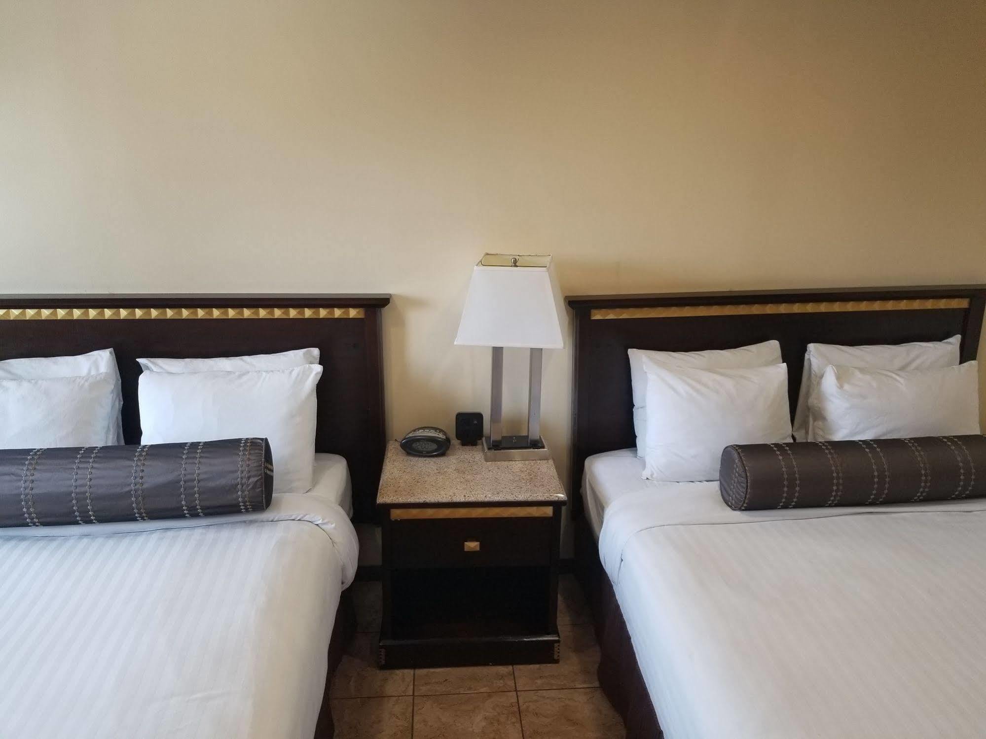 Tuscan Garden Inn Los Angeles Luaran gambar