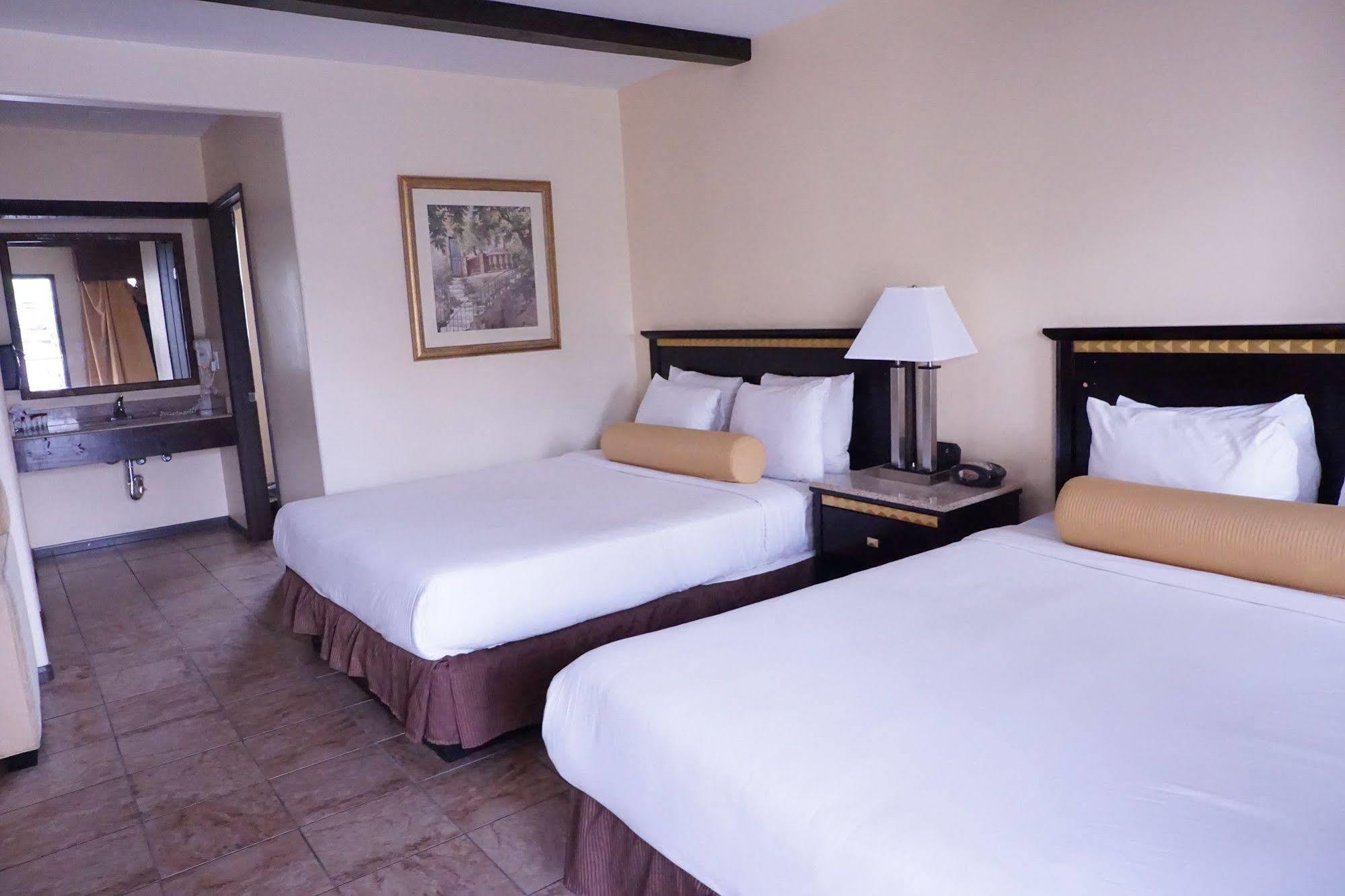 Tuscan Garden Inn Los Angeles Luaran gambar